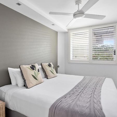 נוסה Fairshore 12: Absolute Beachfront, Direct Beach & Pool Access מראה חיצוני תמונה