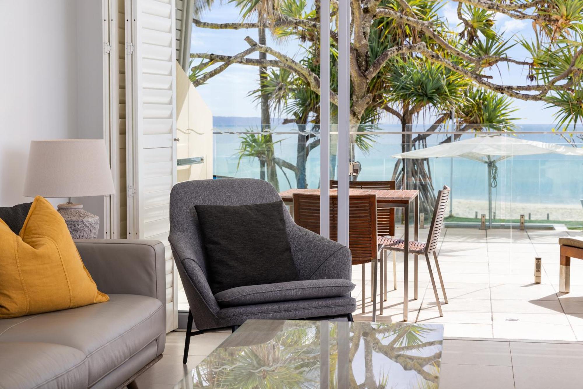 נוסה Fairshore 12: Absolute Beachfront, Direct Beach & Pool Access מראה חיצוני תמונה