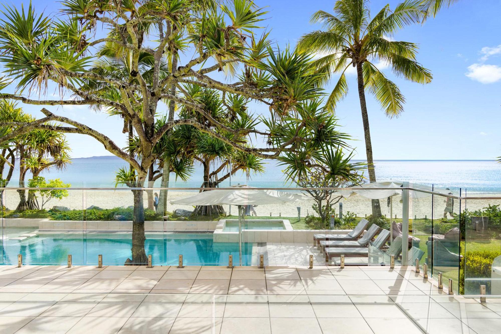 נוסה Fairshore 12: Absolute Beachfront, Direct Beach & Pool Access מראה חיצוני תמונה